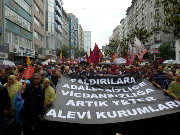 istanbul-alevi-eylemi-3-AA