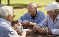 ‘En mutlu insanlar 65-79 yaş grubundakiler’