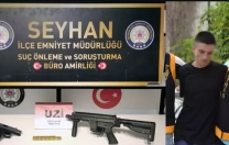 Yastığının altından tabanca, evinin çatısından “uzi” çıktı