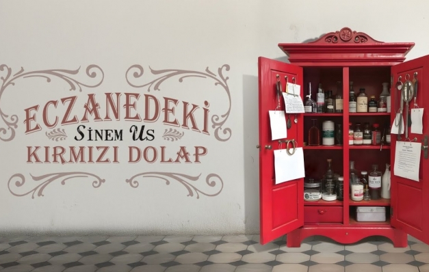 Ruha ilaç gibi bir kitap: Eczanedeki Kırmızı Dolap